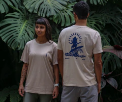 CAMISETA REGULAR PRESENCE IS MAGIC - PUJA