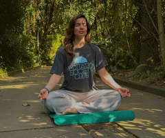 CAMISETA REGULAR MEDITATION - comprar online