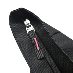 MOCHILA ROLL TOP WANDER TEAM *NEGRO*//DETALLE GRIS LOGO FUCSIA// COD:38592 - Mundo Willys