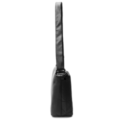 BANDOLERA JOAN 2 CIERRES *NEGRO*//PU GRANEADO//COD:39257 - Mundo Willys