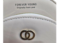 PORTA CAELULAR//FOREVER YOUNG//OVALADA *ROSA SUAVE*//COD:9466 - tienda online