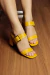 SANDALIA FERRUCCI AMARELO