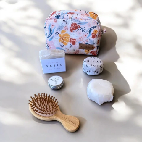 Kit neceser+shampoo+acondicionador+jabon+cepillo de bambú+bálsamo labial - comprar online