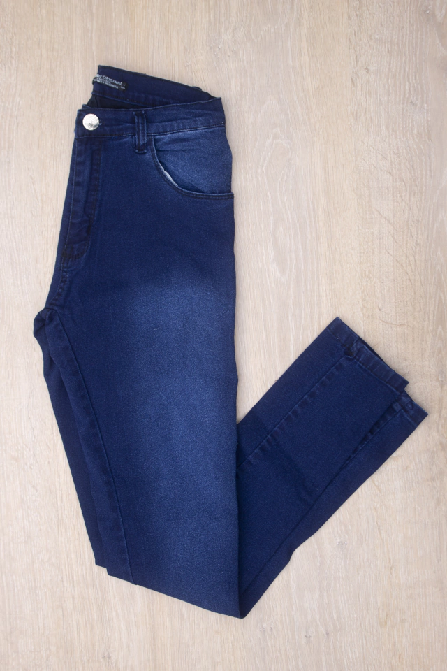 Combo #164: 4 REMERAS LISAS + 3 JEANS + 4 CAMPERAS — imagen 17