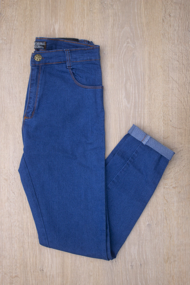 Combo #62: 4 REMERAS LISAS + 3 REMERAS ESTAMPADAS + 2 JEANS — imagen 19