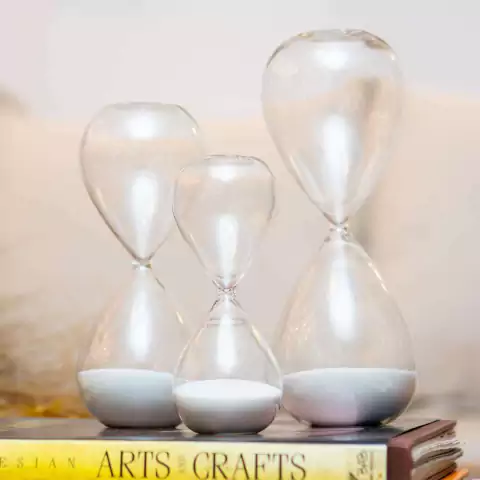 Ampulheta Redonda Branca 25cm