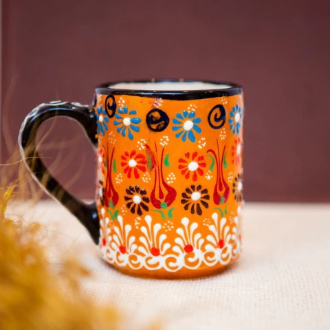 Caneca Pintada à Mão Importada da Turquia (Caramelo)