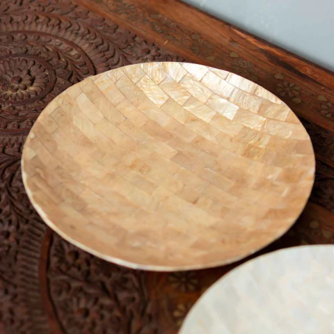 Prato Decorativo de Madrepérola 20cm Cor Bronze