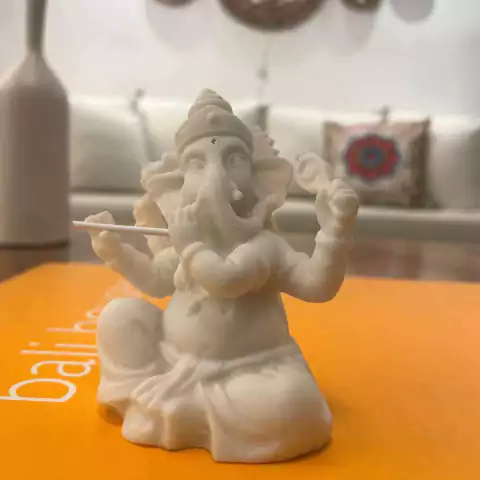 Escultura Mini Ganesha de Pó de Mármore 8cm