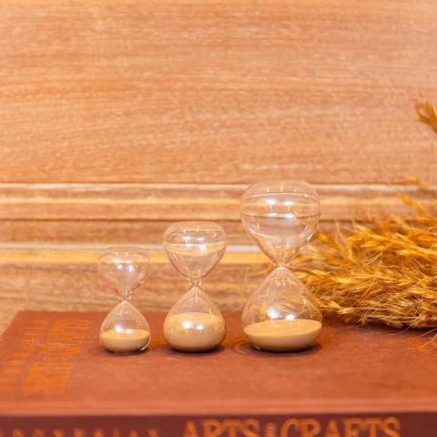 Ampulheta Redonda de Vidro Marrom