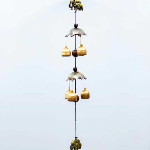 Sino dos Ventos Elefantes de Metal