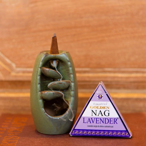 Incensário Cascata de Porcelana 14cm - comprar online