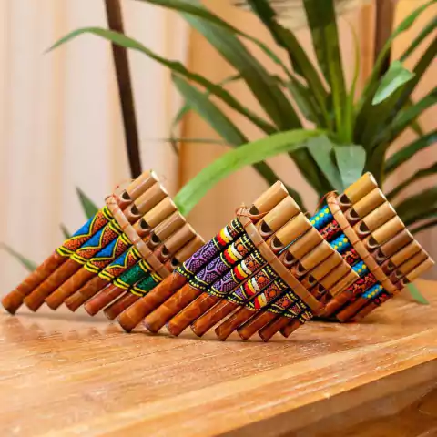 Flauta de Pã 8 Tubos Colorida Importada de Bali