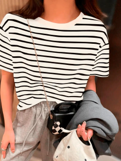 T-Shirt Blusa Basica Camiseta listrada feminina malha, confortável, solta, respirável - Wolf Magazine