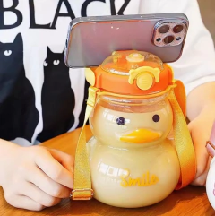 Garrafa De Água Pato Com Alça Para Adultos e Criança Garrafinha Para Levar Pra Escola - ENVIO IMEDIATO PARA TODO BRASIL na internet