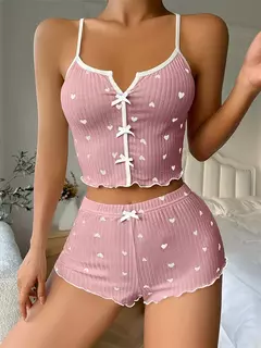 Coração Imprimir Ribbed Frill Trim Conjunto de pijama para mulheres, arco bonito entalhado pescoço, cruz Strappy Backless Crop Top, Shorts elásticos, S - Wolf Magazine