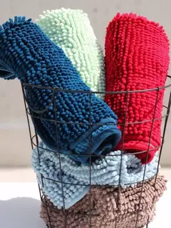 Tapete Macarrão Antiderrapante 60x40 cores sortidas - comprar online