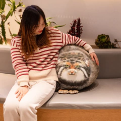 Imagem do Adorável travesseiro de pelúcia de gato Pallas – perfeito para travesseiros Kawaii para amantes de animais de estimação