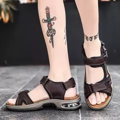 Sandálias masculinas de verão de couro genuíno, chinelos masculinos, gladiador, praia, macio, confortável, ao ar livre, sapatos vadeando, marca, 38-46