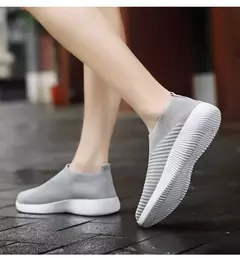 Tênis slip-on vulcanizados para mulheres, sapatos baixos, mocassins ambulantes, plus size 42, alta qualidade - Wolf Magazine