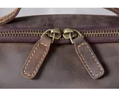 Imagem do Mochila de couro genuíno para homens, cavalo louco vintage mochila para laptop grande mochila diária mochila de viagem mochila para caminhadas