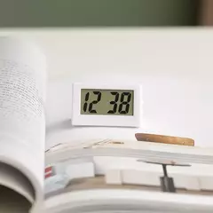 Mini LCD Digital Table Dashboard, Relógio eletrônico para desktop, casa e escritório - Wolf Magazine