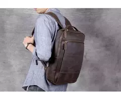 Imagem do Mochila de couro genuíno para homens, cavalo louco vintage mochila para laptop grande mochila diária mochila de viagem mochila para caminhadas
