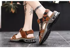Sandálias masculinas de verão de couro genuíno, chinelos masculinos, gladiador, praia, macio, confortável, ao ar livre, sapatos vadeando, marca, 38-46 - comprar online
