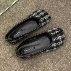 Imagem do Sapatos de couro de microfibra Tabi Ninja, apartamentos confortáveis, chinelos Split Toe, mocassins fundo macio, breves mocassins trotter senhoras, 2023