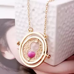 Harried varinha mágica time turner hourglass potter voar ladrão quidditch pingente brinquedos colar triângulo figura de brinquedo de ação - comprar online