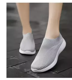 Tênis slip-on vulcanizados para mulheres, sapatos baixos, mocassins ambulantes, plus size 42, alta qualidade - comprar online