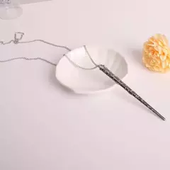 Harried varinha mágica time turner hourglass potter voar ladrão quidditch pingente brinquedos colar triângulo figura de brinquedo de ação - Wolf Magazine