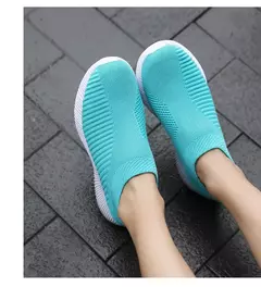 Tênis slip-on vulcanizados para mulheres, sapatos baixos, mocassins ambulantes, plus size 42, alta qualidade