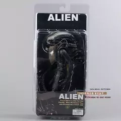 NECA Classic 1979 Alien PVC Action Figure Brinquedo colecionável 7'' 18cm
