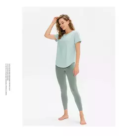 T-shirt monocromática de manga curta para mulheres, top de fitness solto, camisa de treino casual - Wolf Magazine
