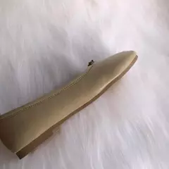 Sapatos de couro de microfibra Tabi Ninja, apartamentos confortáveis, chinelos Split Toe, mocassins fundo macio, breves mocassins trotter senhoras, 2023