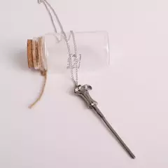 Harried varinha mágica time turner hourglass potter voar ladrão quidditch pingente brinquedos colar triângulo figura de brinquedo de ação na internet