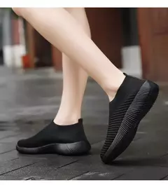 Tênis slip-on vulcanizados para mulheres, sapatos baixos, mocassins ambulantes, plus size 42, alta qualidade na internet