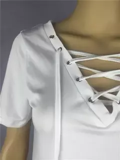 Camisa de manga curta com decote em v das mulheres do verão novo preto das senhoras das camisetas 2023