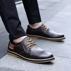 Imagem do Oxfords-vestido de couro genuíno masculino, brogue, com renda para cima, sapatos casuais masculinos italianos, mocassins de marca de luxo, mocassins plus size 38-48
