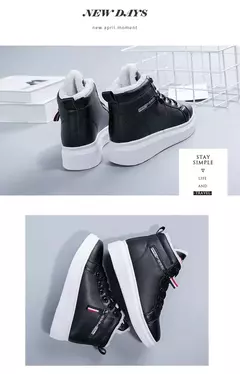 Botas de pelúcia quente PU para mulheres, sapatos de inverno, apartamentos, rendas, botas de neve curtas, senhoras, 2022 - comprar online