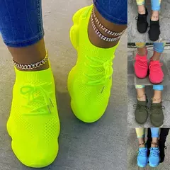 Tênis respiráveis para mulheres, Formadores de tecido de malha, Calçado feminino com renda, Sapatos confortáveis, Nova moda, 2024 - Wolf Magazine