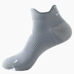 Meias curtas de nylon para homens e mulheres, meias esportivas respiráveis e antiderrapantes para corrida, ciclismo e maratona na internet