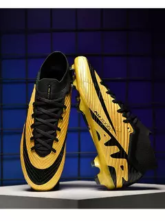 Sapatos de futebol ultraleves antiderrapantes interiores para homens, grampos profissionais, treinamento de grama, tênis original, botas de futebol - Wolf Magazine