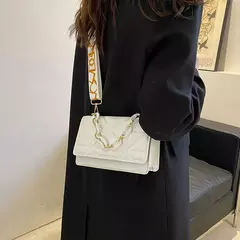 Bolsa de ombro de couro PU feminina, embreagem cruzada casual, bolsas de aba, grande capacidade, moda feminina - Wolf Magazine
