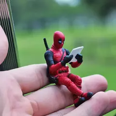 Anime deadpool figura de ação decoração interior do carro brinquedos pingente acessórios do carro modelo mini boneca estatueta crianças brinquedo presente na internet