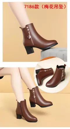 Botas femininas de pelúcia em couro genuíno, botas curtas de neve, marca de sa na internet