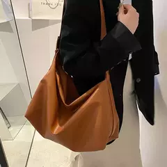Bolsa Boston de couro PU para mulheres, bolsa de ombro de grande capacidade, bolsas crossbody, design de travesseiro vintage, casual - Wolf Magazine