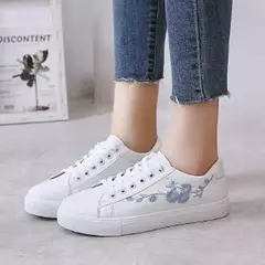 Sapatilhas bordadas com cordões florais para mulher, tênis de corrida, branco, respirável, casual, moda, primavera, outono, 2023 na internet