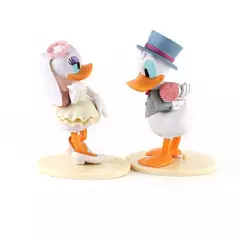 Disney margarida pato artesanal boneca 10cm vestido de casamento pato donald modelo anime brinquedo decoração de bolo de casamento presente - loja online